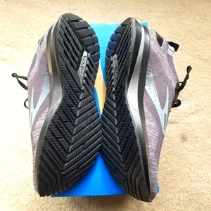 Brooks Running Levitate 4